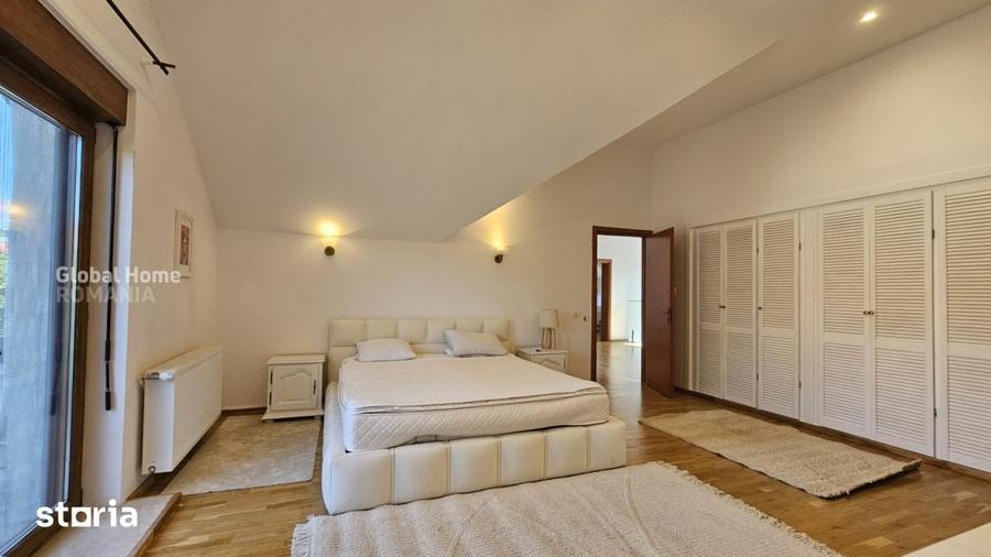 Casă cu 5 camere cu Teren 710 Mp în Central