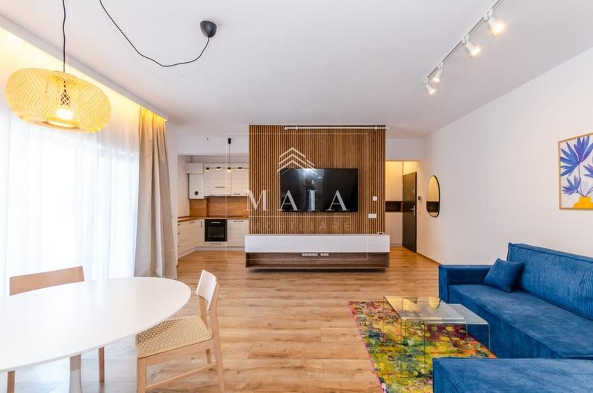Apartament cu 3 camere decomandat, mobilat în Sub Arini