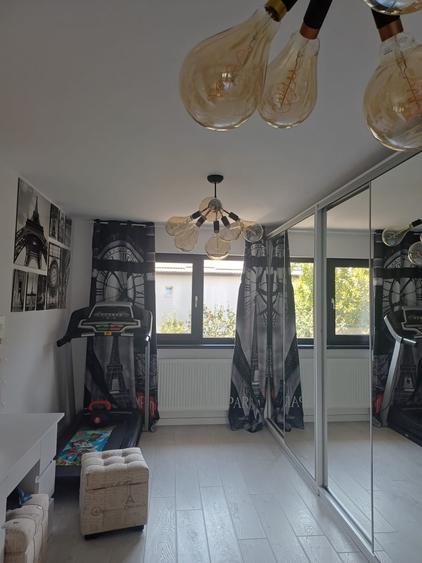 Casă cu 4 camere cu Teren 457 Mp în Măgurele