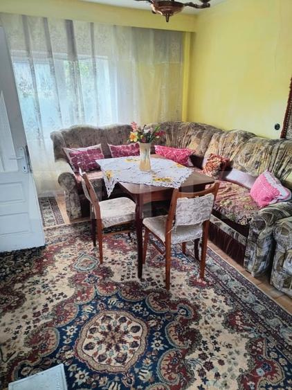 Casă individuală cu 2 camere decomandat cu Canalizare în Exterior Nord