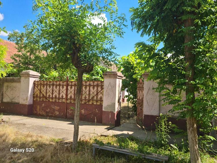 Casă cu 3 camere cu Teren 1700 Mp în Cebza