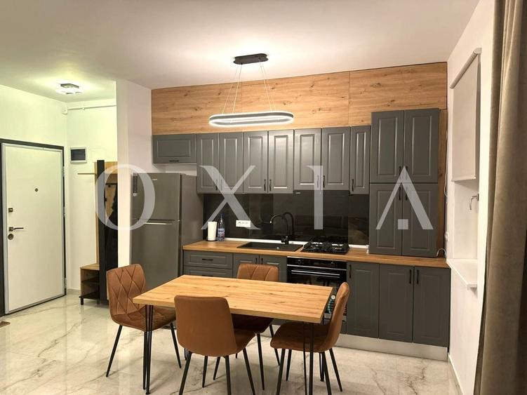Apartament cu 2 camere semidecomandat, mobilat în Giroc