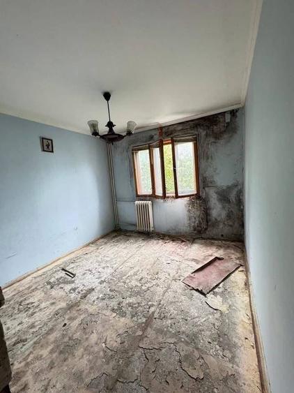 Apartament cu 3 camere semidecomandat în Zimbru
