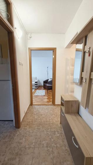 Apartament cu 3 camere decomandat în Ștrand