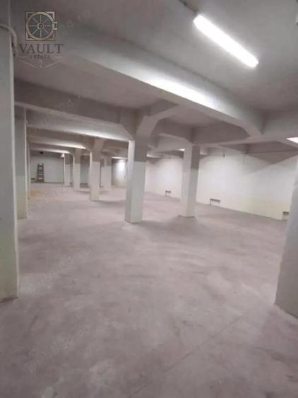 Spațiu comercial, de 600 mp, în Gara de Est