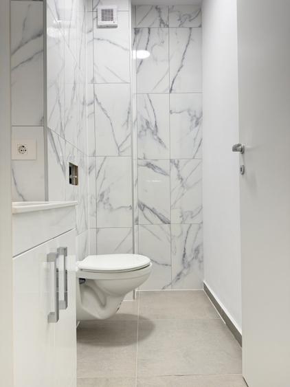Apartament cu 3 camere decomandat, mobilat în Lipovei