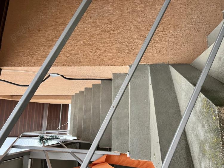 Casă cu 3 camere în Central