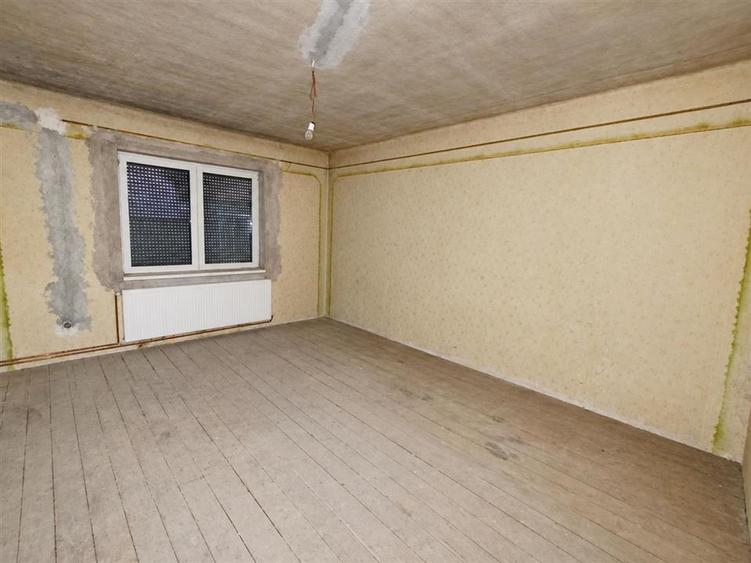 Casă individuală cu 4 camere cu Teren 450 Mp în Lazaret
