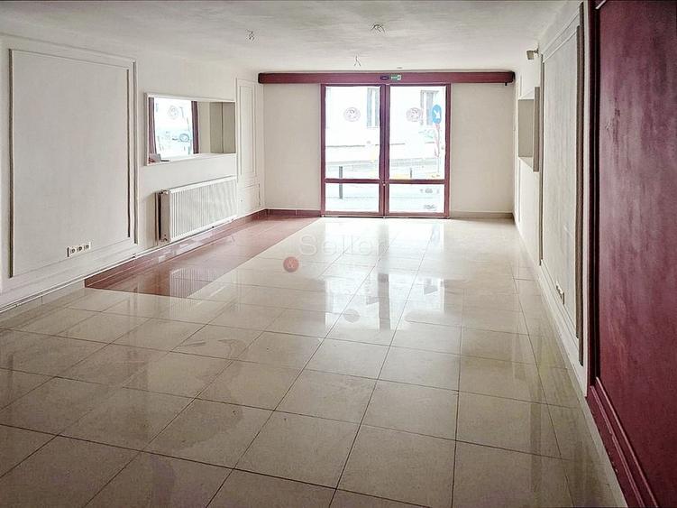 Spațiu comercial, de 107 mp, în Central