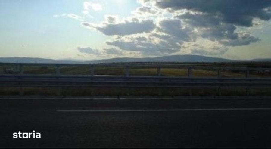 Teren de 7500 mp, în Central