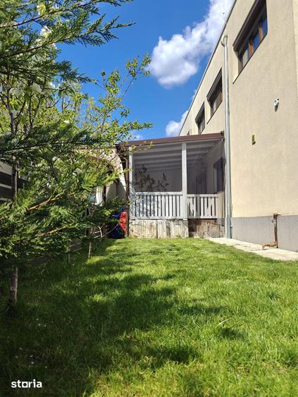 Casă cu 4 camere cu Teren 250 Mp în 1 Decembrie
