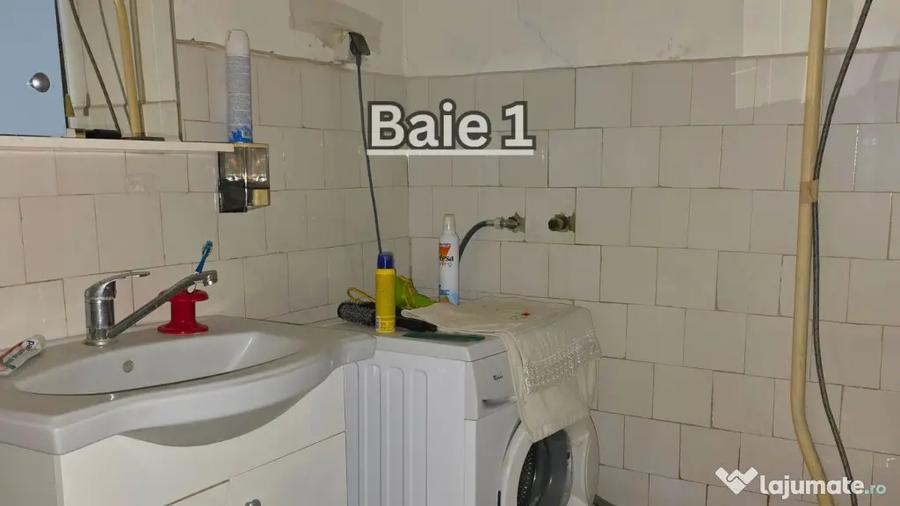 Apartament cu 4 camere decomandat, mobilat în Dacia