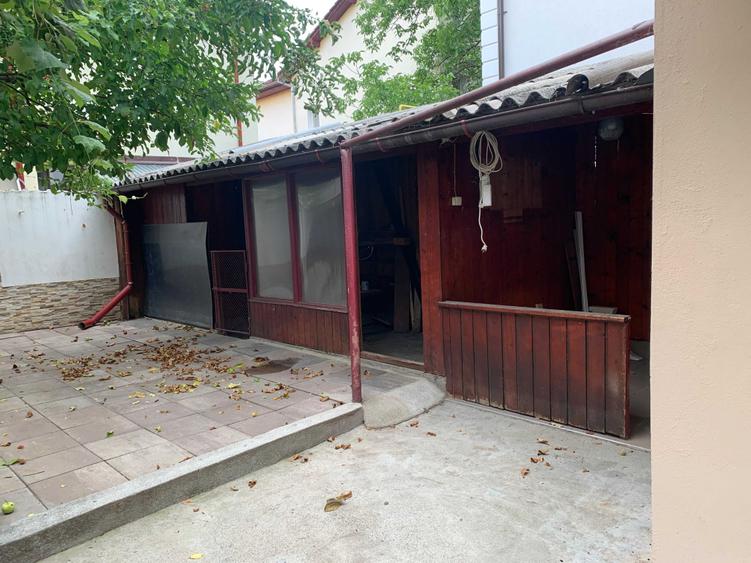 Casă cu 4 camere cu Teren 222 Mp în Central