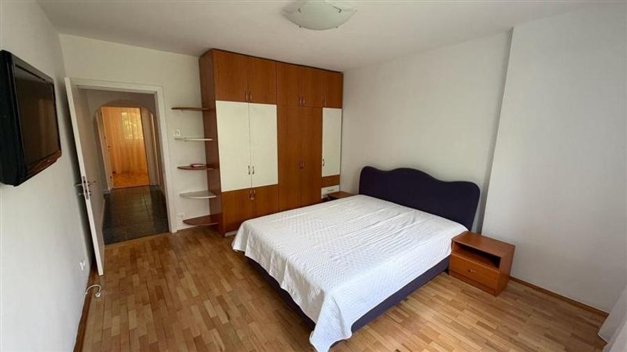 Apartament 3 camere Calea Vacaresti/ Pridvorului - 1