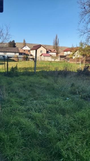 Casă individuală cu 4 camere cu Canalizare în Florești