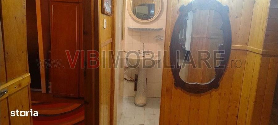 Apartament cu 3 camere decomandat în Șagului