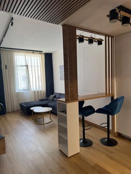 Apartament cu 2 camere semidecomandat în Vitan