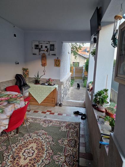 Casă cu 4 camere în Brebu
