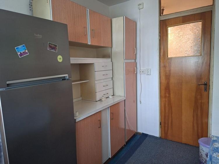 Apartament cu 2 camere decomandat în 1 Mai