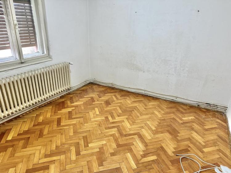 APARTAMENT 2 CAMERE I CETATE ZONA CLOSCA I NERENOVAT I BLOC CARAMIDA I - 4