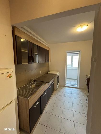 Apartament cu 2 camere decomandat în Tolstoi