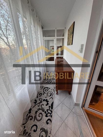 Apartament cu 2 camere decomandat în Cornișa