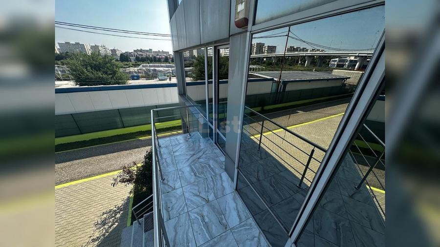 Spațiu comercial, de 630 mp, în Mărășești