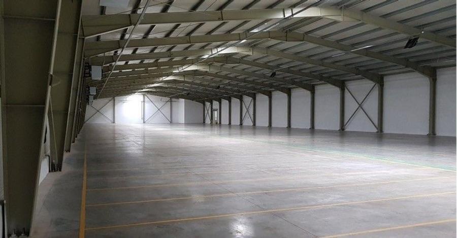 Spațiu industrial, de 3,000 mp, în Brănești