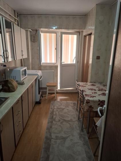 Apartament cu 2 camere decomandat în Exterior Vest