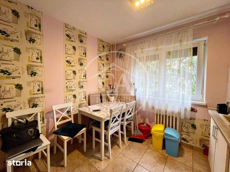 Apartament cu 3 camere decomandat în Rogerius