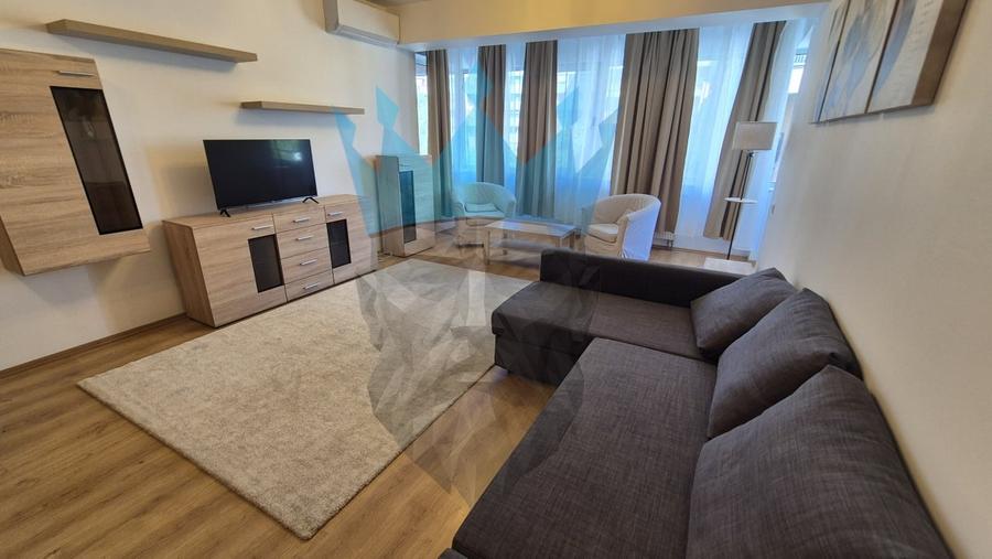 Apartament cu 2 camere semidecomandat, mobilat în Politehnica