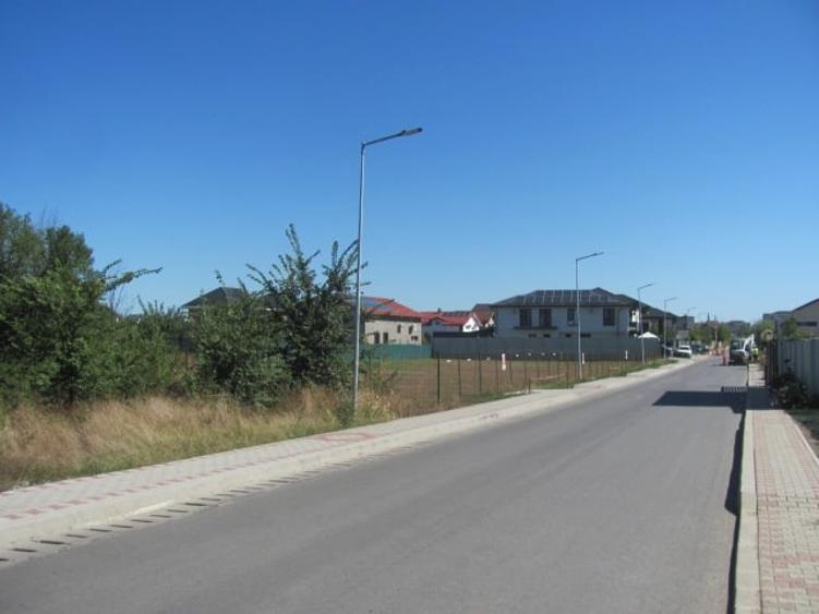 Prelungirea Ghencea, Safirului, Stradal - 1