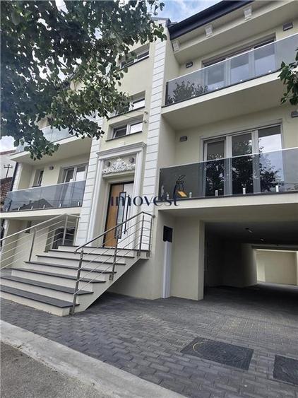 Apartament cu 2 camere decomandat în Titulescu