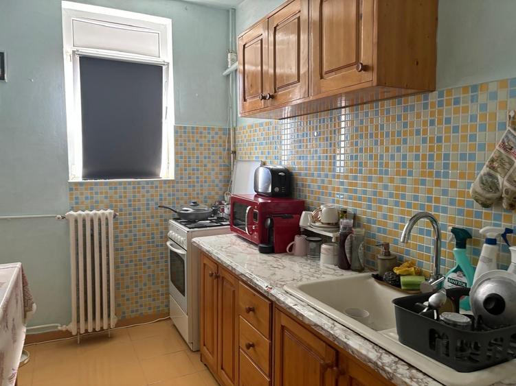 Apartament cu 2 camere decomandat în Titan