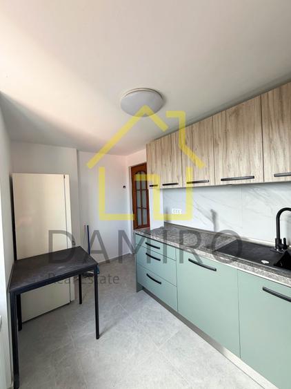 Apartament cu 3 camere semidecomandat în Kogălniceanu