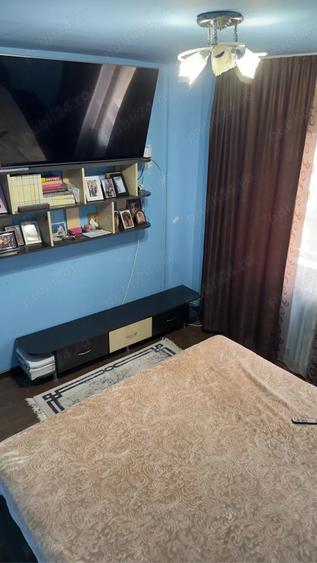 Apartament cu 4 camere decomandat în Galata