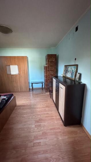 Casă cu 3 camere în Florești