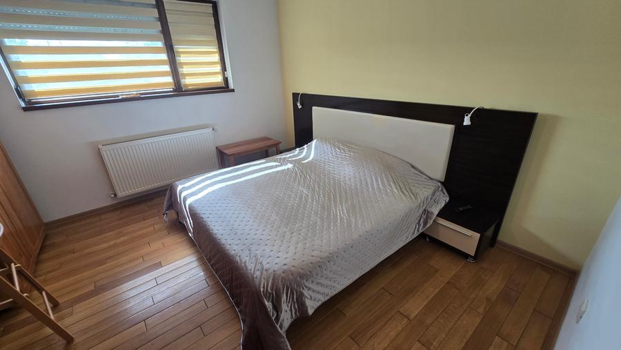 Casă individuală cu 3 camere cu Canalizare în Obor