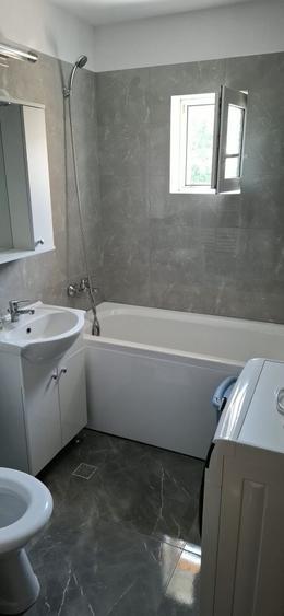Apartament cu 2 camere decomandat în Zorilor