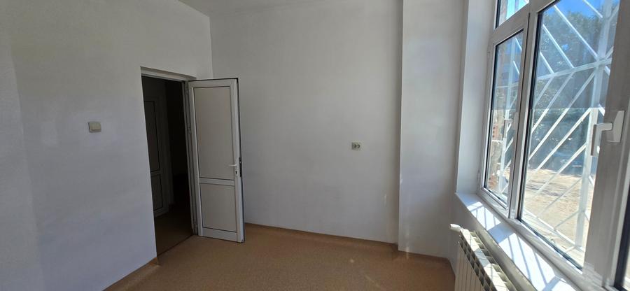 Spațiu comercial, de 90 mp, în Central