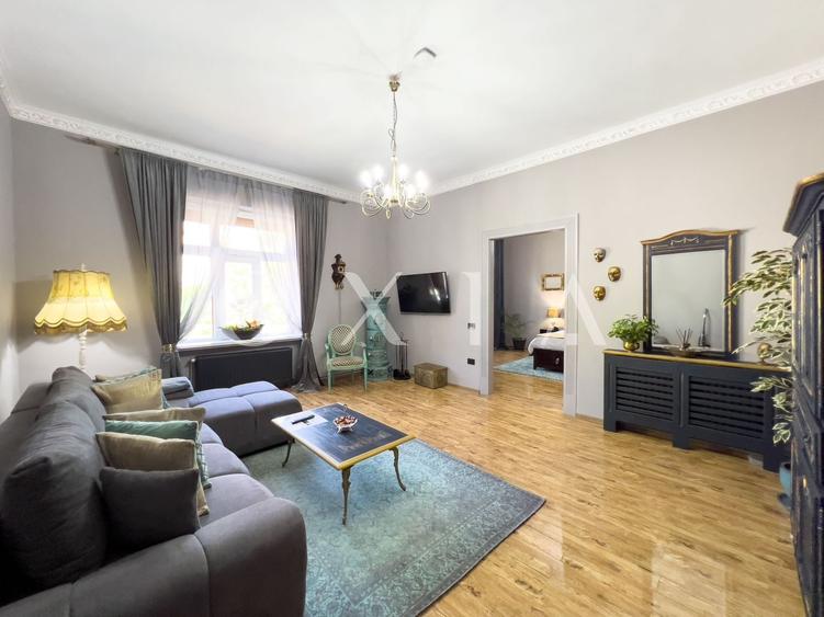Apartament cu 2 camere semidecomandat, mobilat în Central