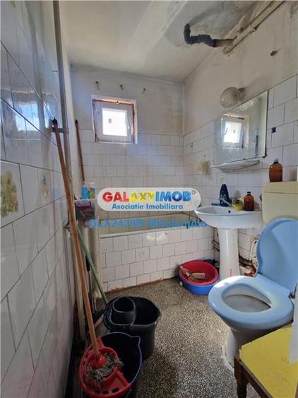Apartament cu 2 camere semidecomandat în Berceni