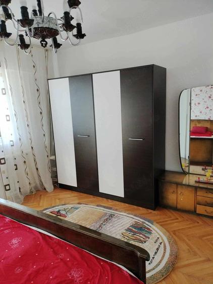 Apartament cu 3 camere decomandat în Semicentral