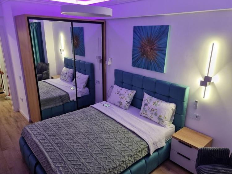 Apartament cu 2 camere decomandat în Exterior Vest
