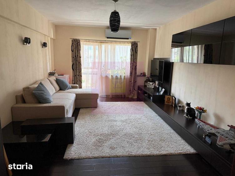 Apartament cu 4 camere în Decebal
