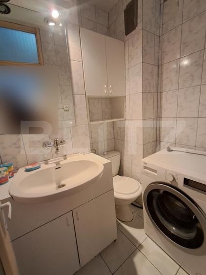 Apartament cu 3 camere decomandat, mobilat în Tudor