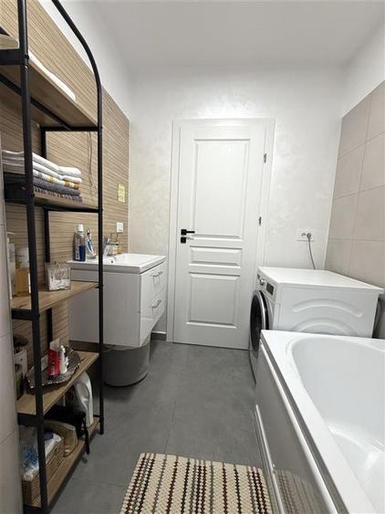 Garsonieră decomandată în Galata