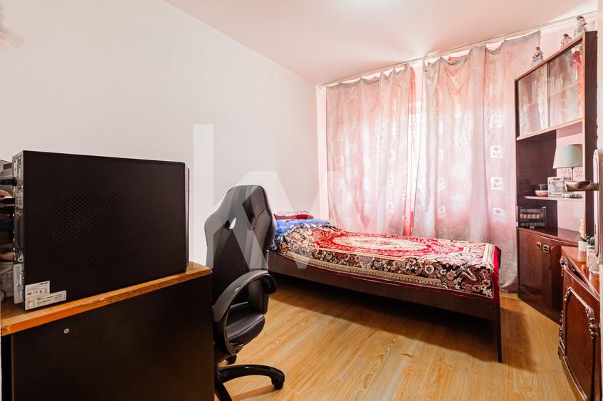 Apartament cu 3 camere decomandat, mobilat în Bartolomeu