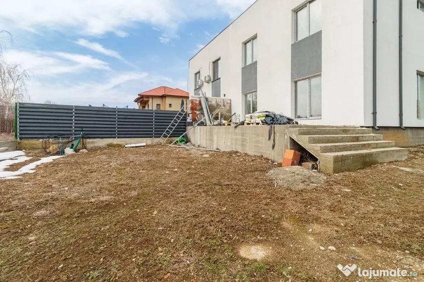 Casă cu 4 camere cu Teren 409 Mp în Corbeanca