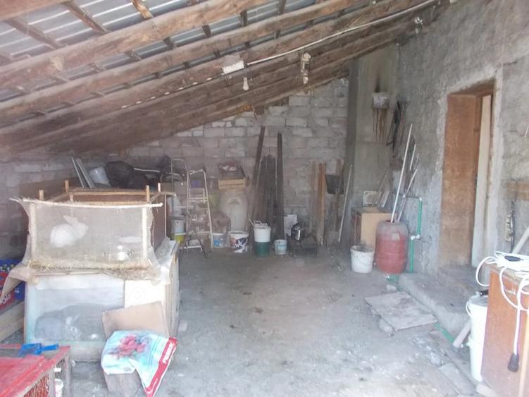 Casă cu 4 camere cu Teren 1906 Mp în Sânandrei